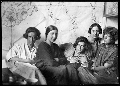 Женщины Венских мастерских, 1903 год  